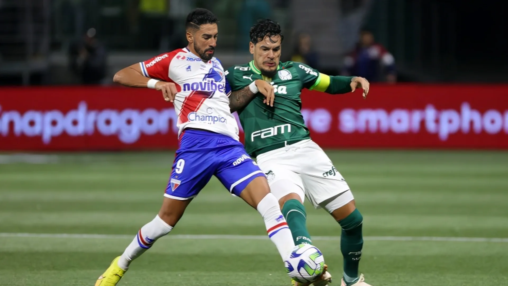 Cicinho aponta placar de Palmeiras x Fortaleza no Brasileirão Série A
