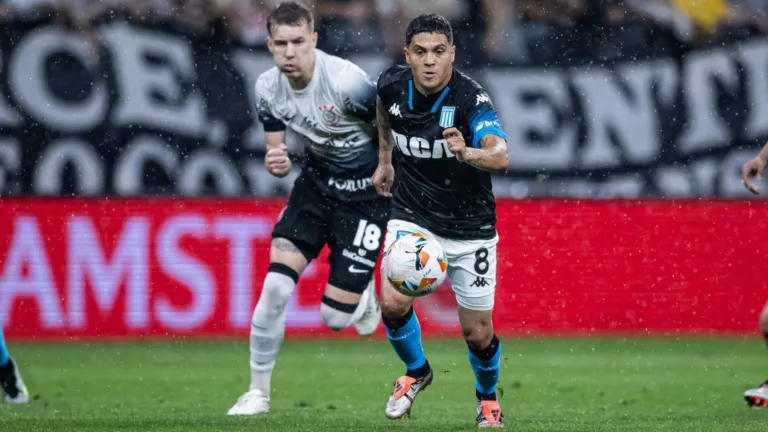 Nilson Cesar sinaliza favorito entre Racing x Corinthians na Sul-Americana: “Jogo duríssimo”