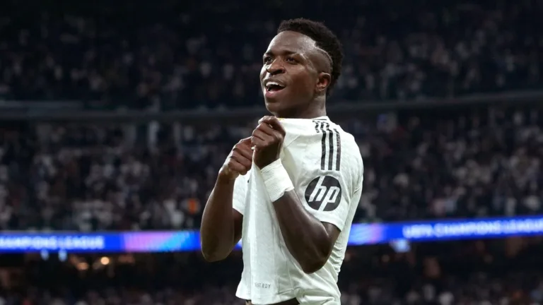 Craque Neto aponta quem vai superar Vinícius Júnior na Bola de Ouro