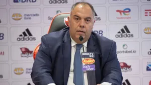 Craque Neto dá recado para Marcos Braz após polêmica em Flamengo x Corinthians