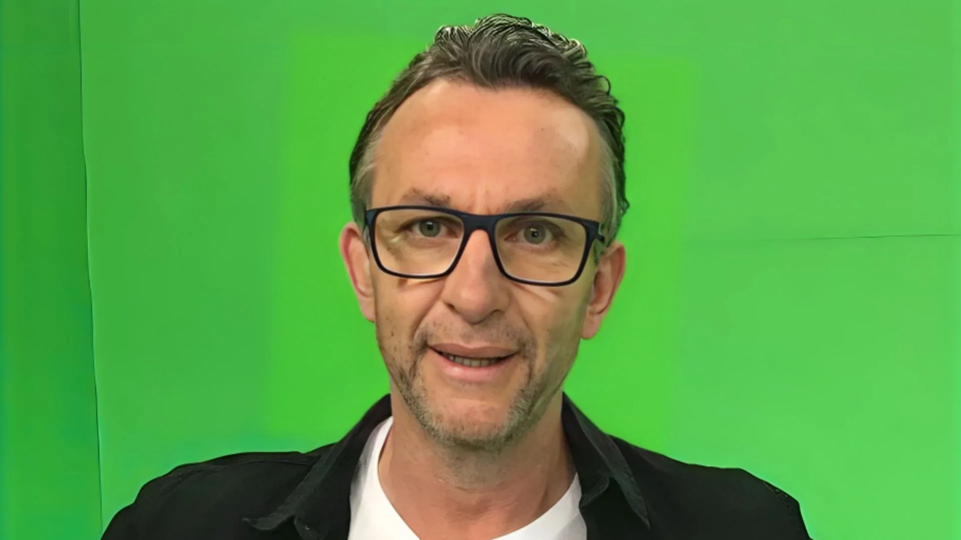 Craque Neto sinaliza técnico que a imprensa quer na seleção: “Os caras acham”