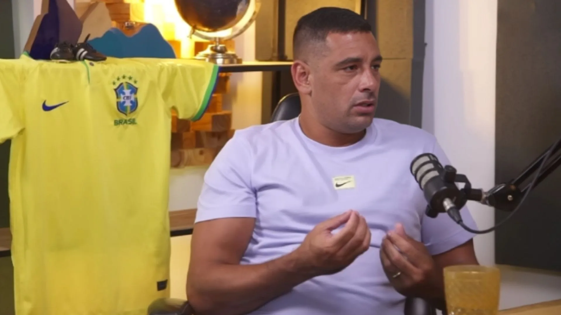 Diego Souza ironiza “clubismo” ao apontar campeão da Copa do Brasil: “Nada contra”
