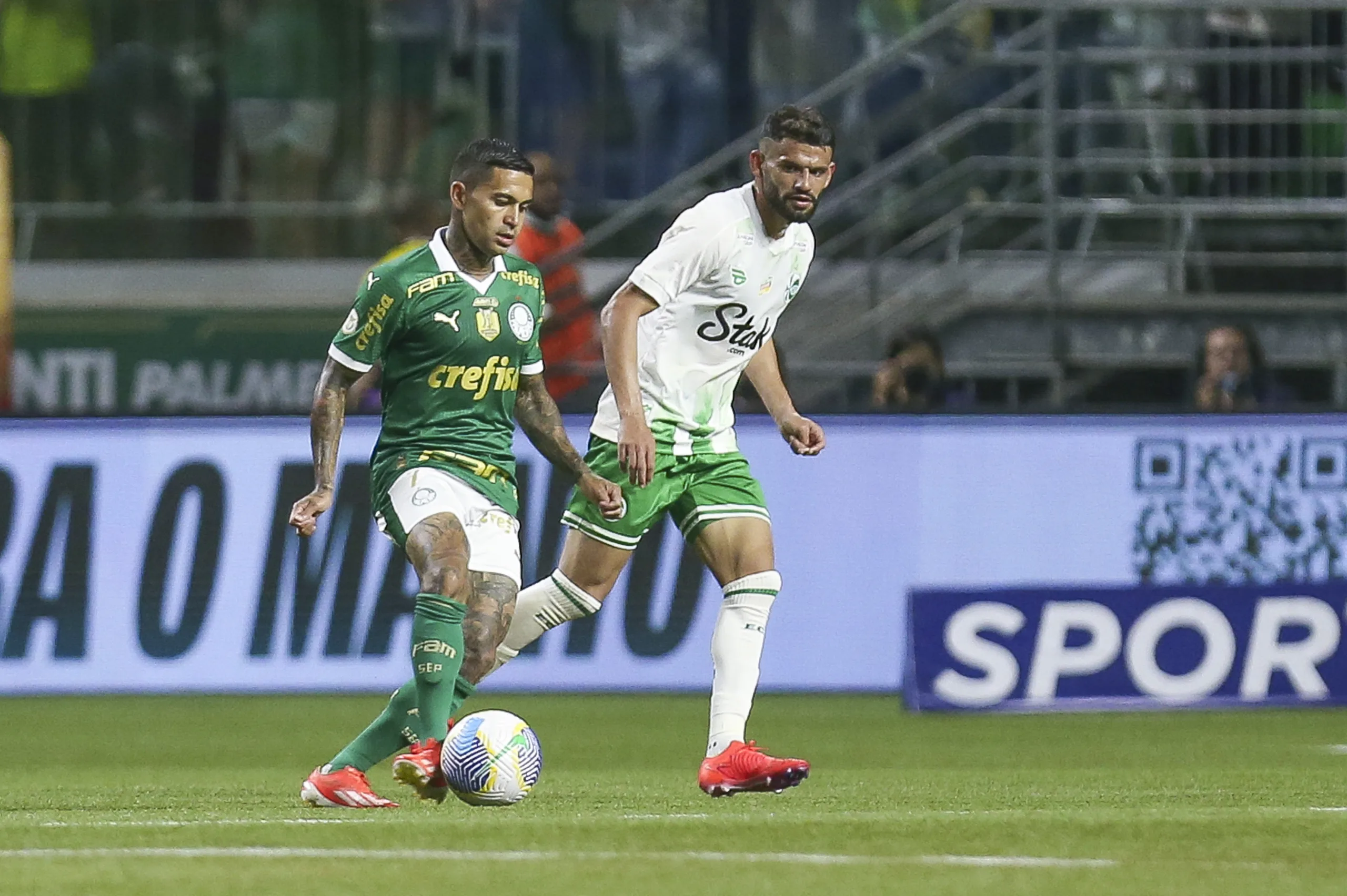 Dudu revê o Juventude quatro meses após voltar ao Palmeiras depois de lesão