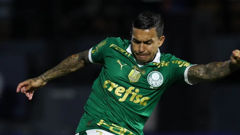 Dudu, do Palmeiras, tem futuro incerto após polêmica com Cruzeiro