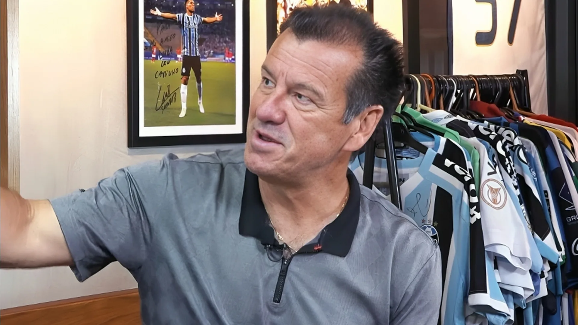 Dunga aponta camisa 10 do Brasil como ídolo de Roberto Baggio: “Era apaixonado”