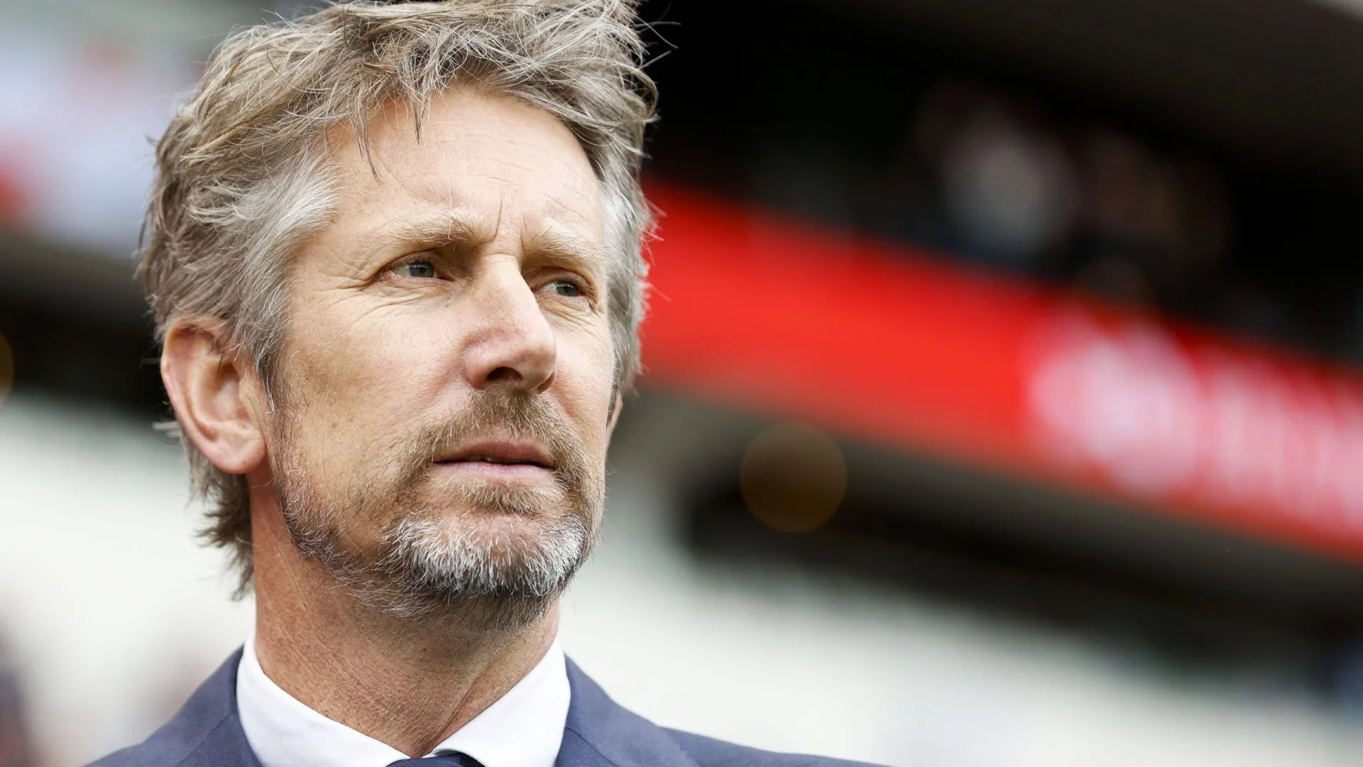 Van der Sar elege melhor goleiro do futebol mundial hoje