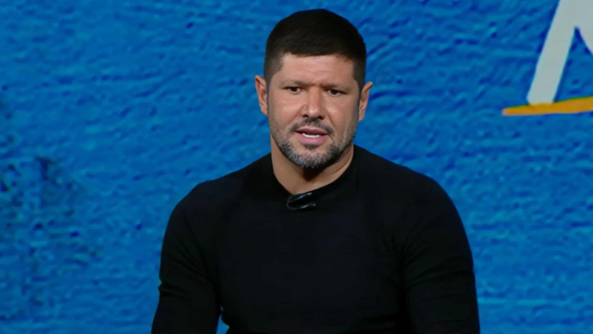 Fábio Luciano aponta centroavante “referência de camisa 9” no Brasileirão