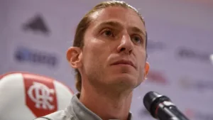 Filipe Luís crava time que pode brigar com o Flamengo: “Grande equipe”