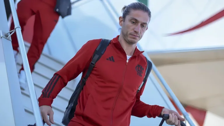 Filipe Luís, do Flamengo, vê jogador ‘injustiçado’ pela torcida