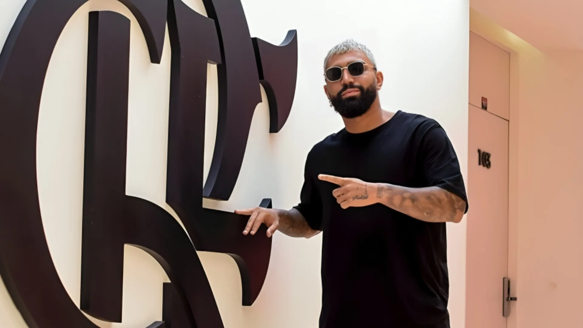 Flávio Prado vê Gabigol fora do Flamengo e antecipa destino: “É por aí”