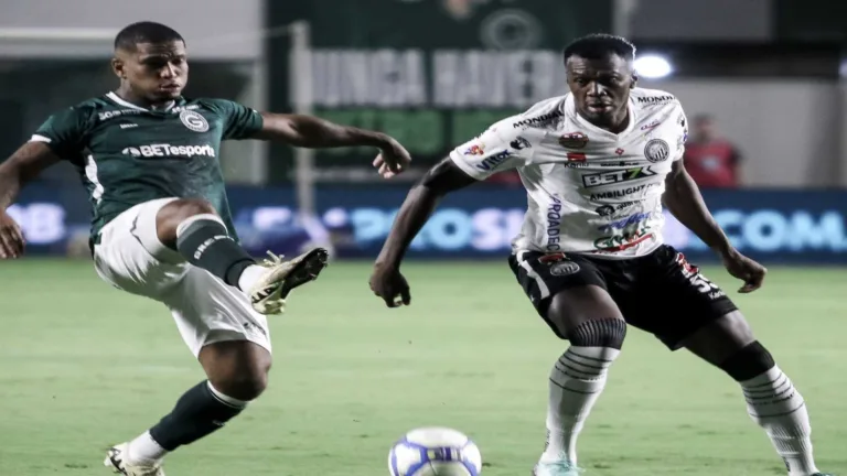 Goiás atropela o Operário e segue vivo no Brasileirão Série B