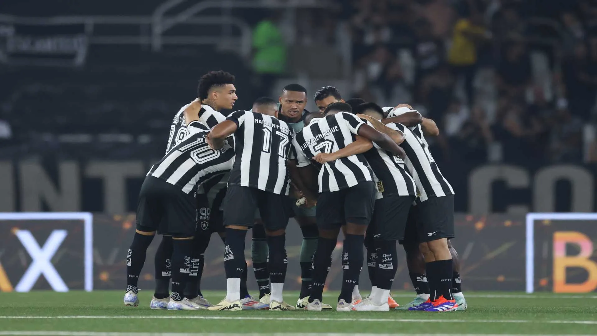 Botafogo hoje (11/10): alerta de jornal uruguaio, possível retorno de Jeffinho e mais