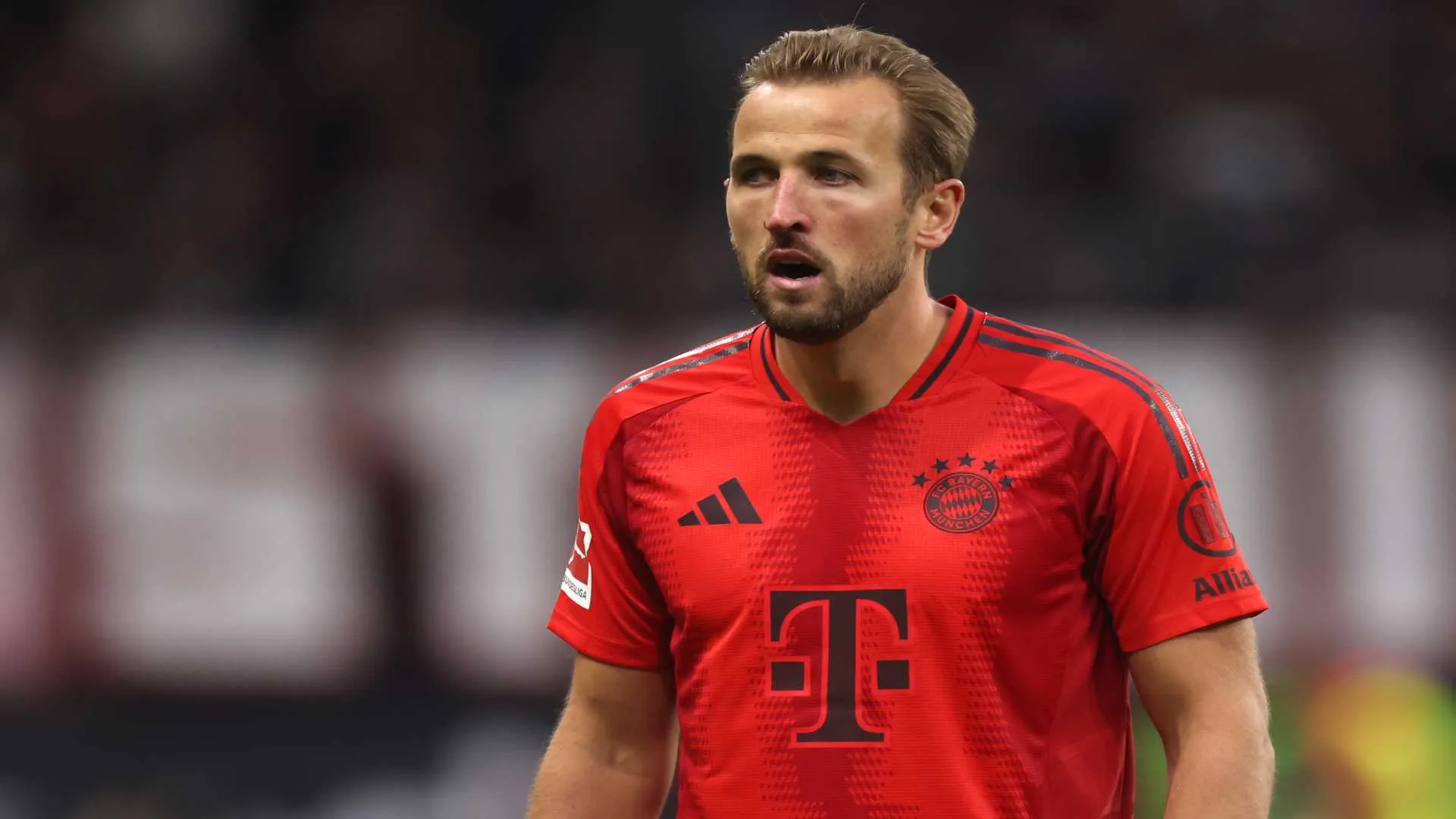 Harry Kane, do Bayern de Munique, destaca  brasileiro em top-5 de atacantes