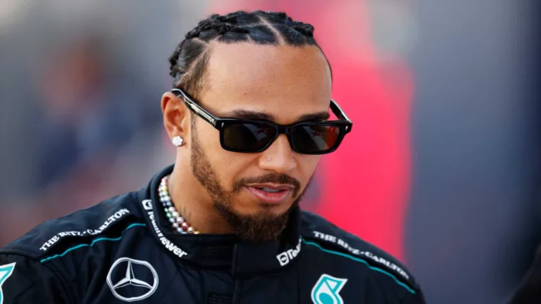 Fórmula 1 hoje: Hamilton vai pilotar McLaren de Senna no GP do Brasil