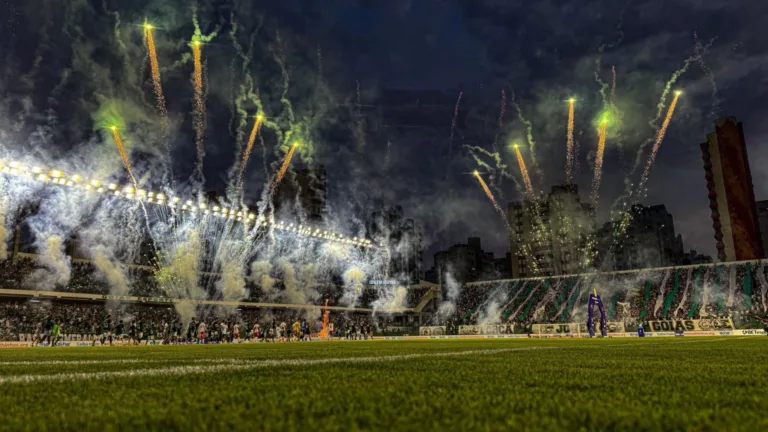 Goiás x Guarani: onde assistir ao jogo do Brasileirão Série B