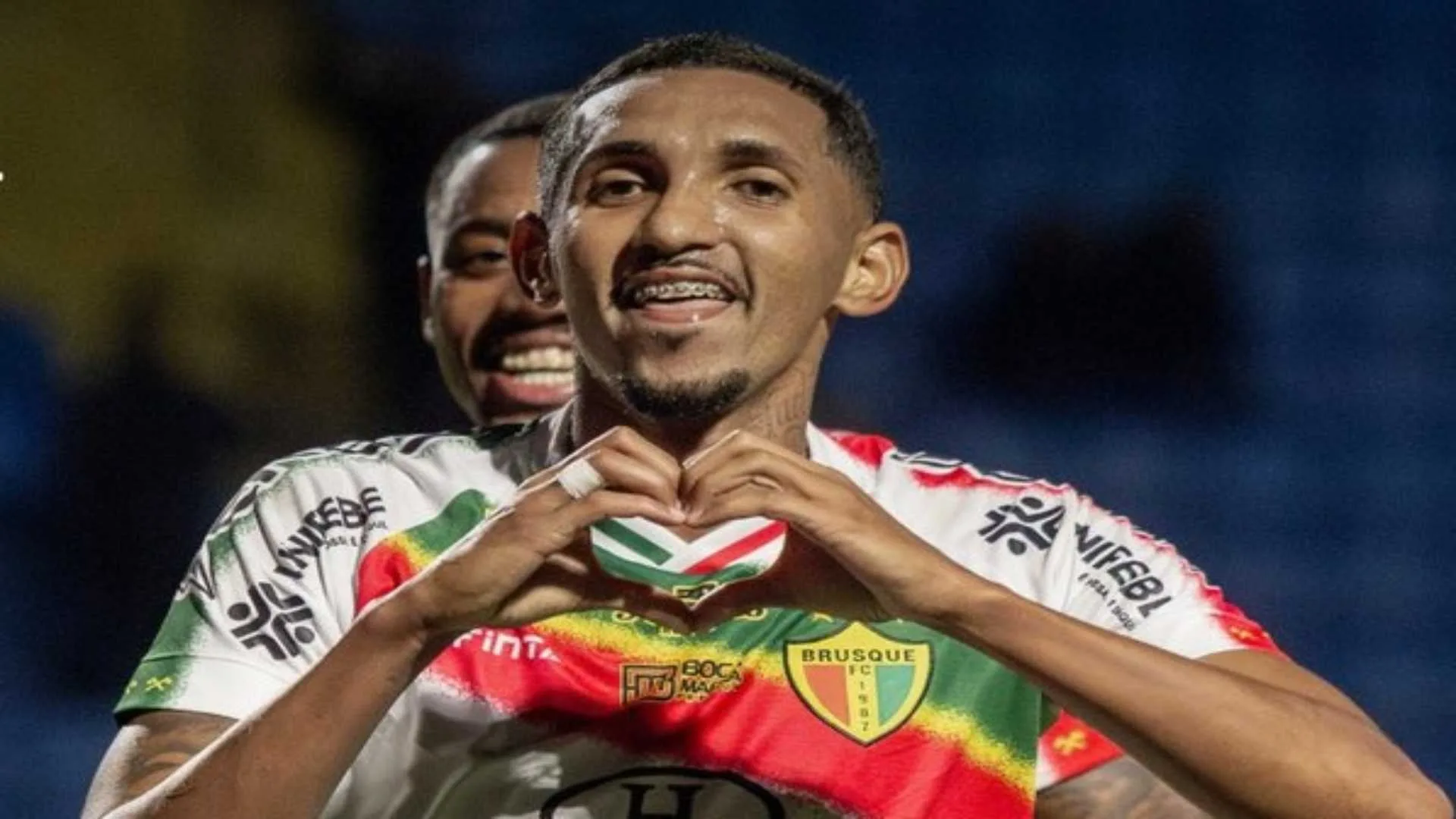 Brusque supera Ituano e sobre uma posição no Z-4 do Brasileirão Série B