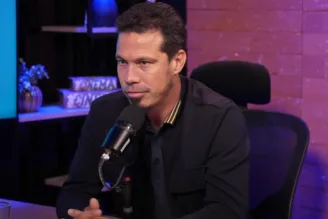 Hernanes, ex-jogador