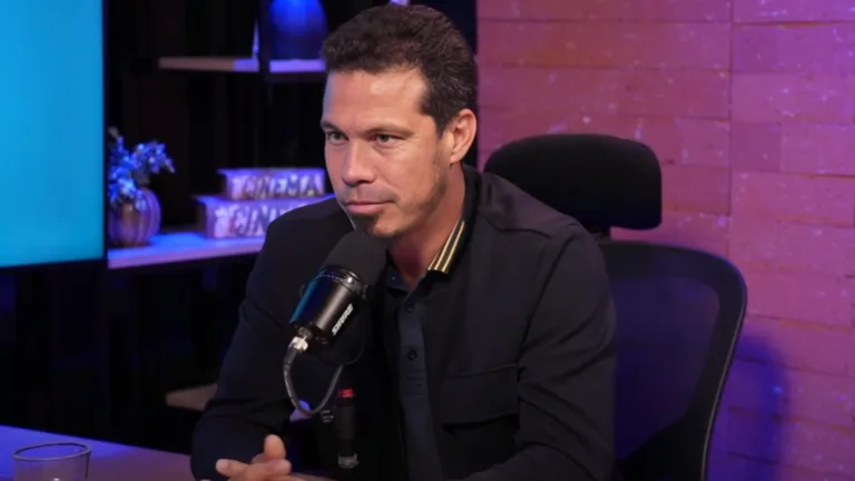 Hernanes esquece Botafogo e crava o campeão da Libertadores