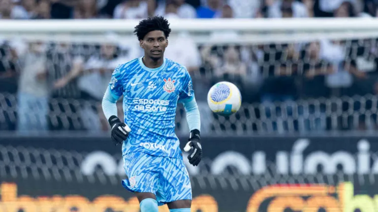 Milly Lacombe defende decisão do Flamengo por Hugo Souza: “Não está errado”