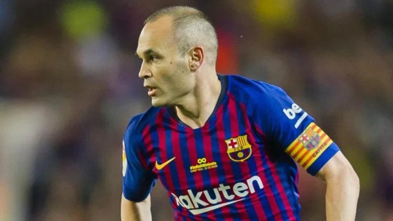 Rizek coloca ex-camisa 10 da seleção acima de Iniesta em top-3: “Gosto pessoal” 