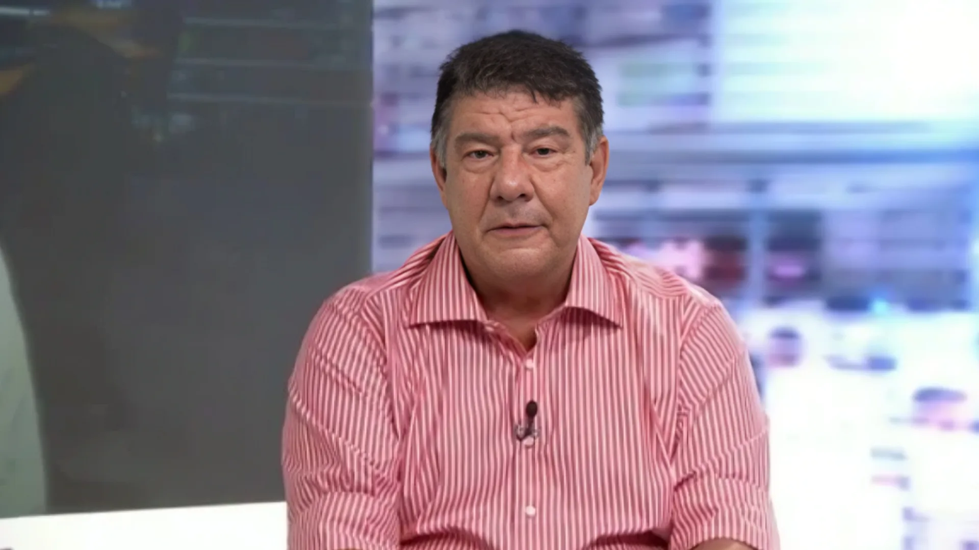 Joel Santana recomenda zagueiro para Vasco e Fluminense: “Contrata ele”