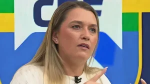 Ana Thaís é convicta sobre zagueiro fora da curva no futebol brasileiro: “Joga muito”