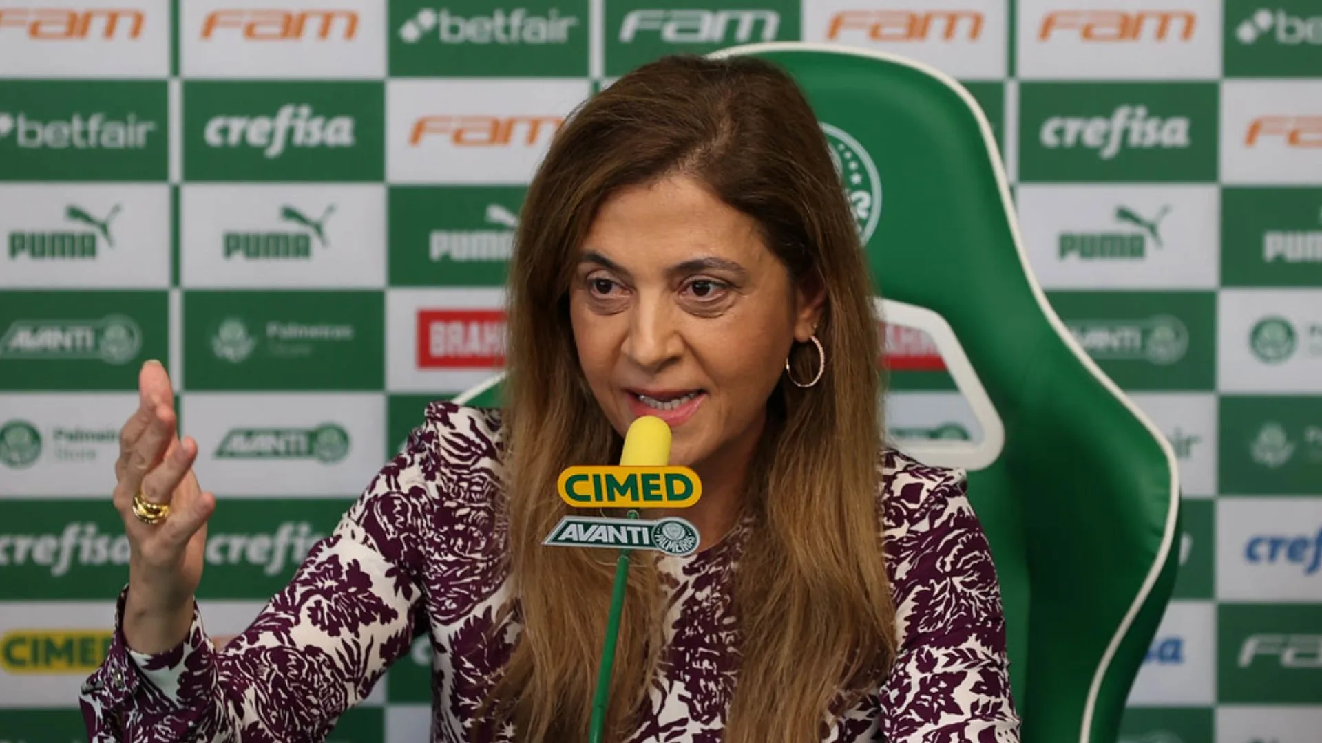Leila Pereira garante respeito ao valorizar rival do Palmeiras: “Belo trabalho”