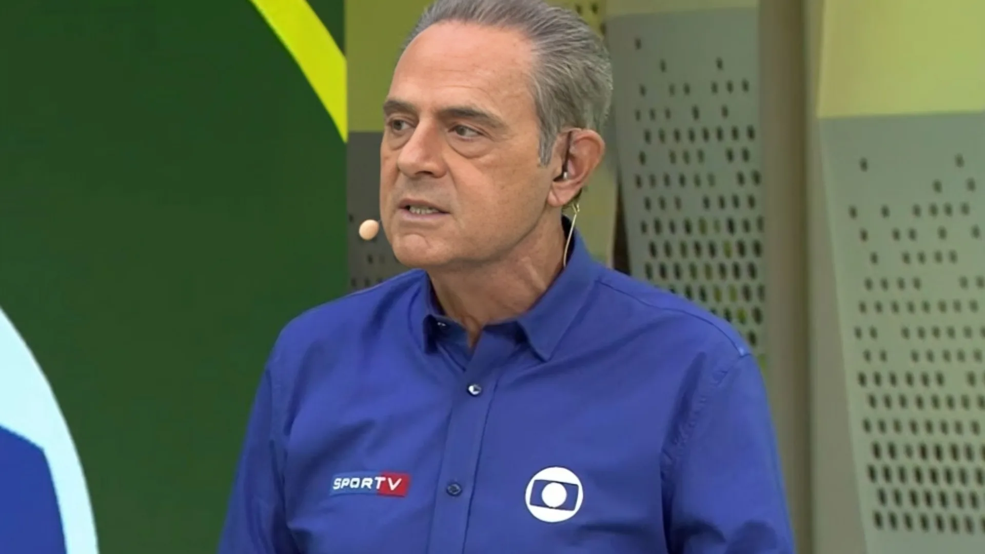 Torcedores detonam atitude de Luís Roberto em Chile x Brasil: “Perseguição”