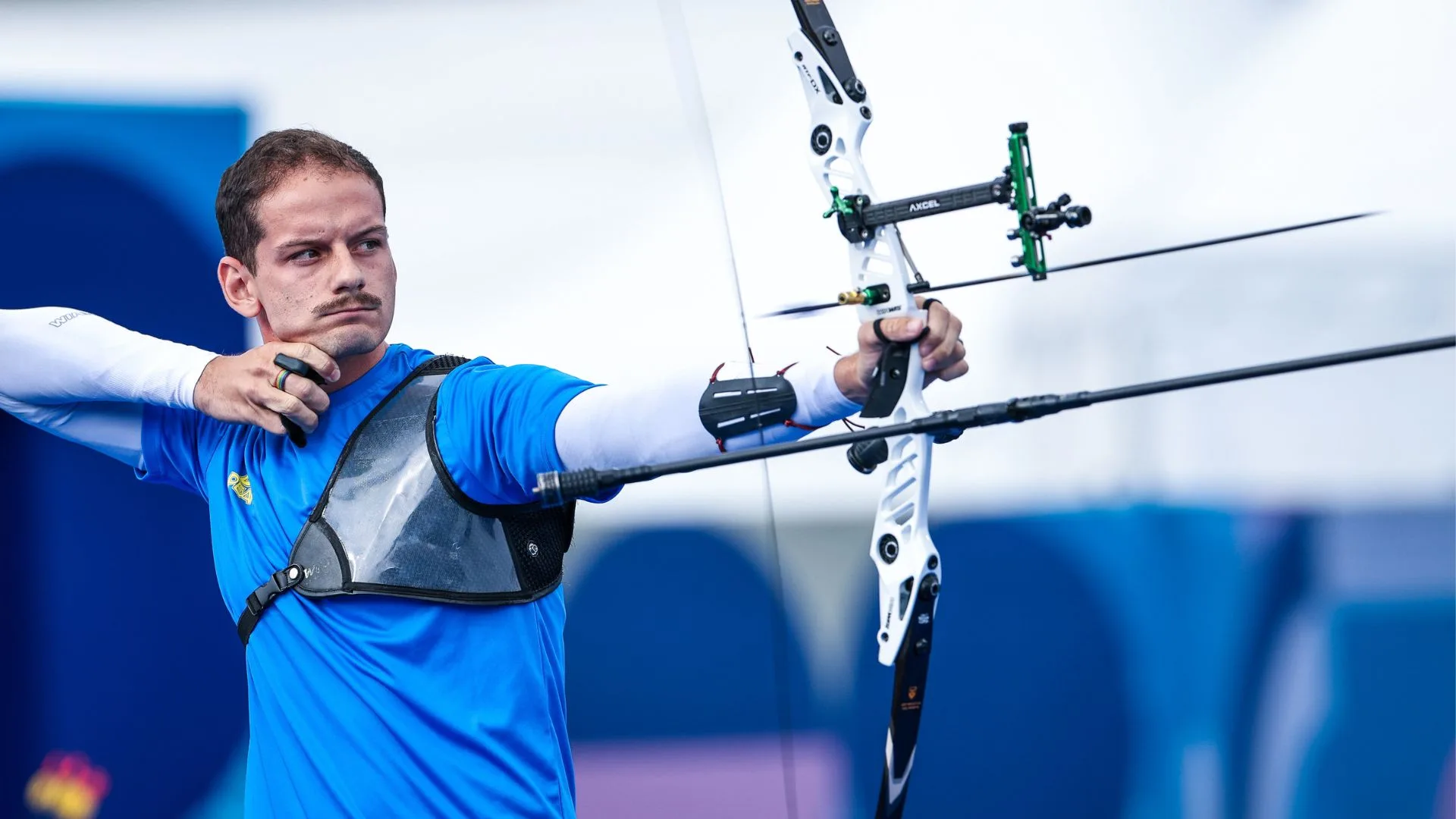 Marcus D´Almeida é bronze na Copa do Mundo de tiro com arco