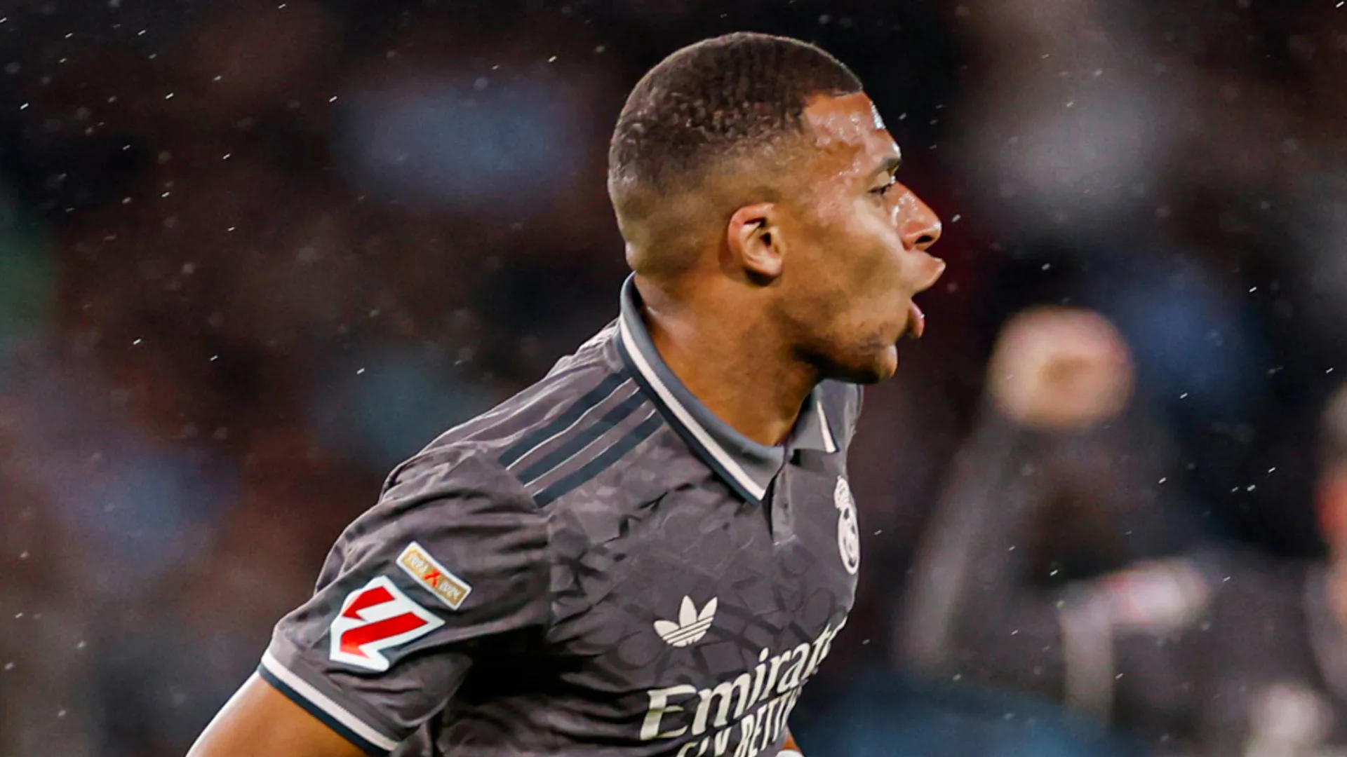 Jornal se derrete após golaço de Mbappé no Real Madrid: “É preciso prestar atenção”