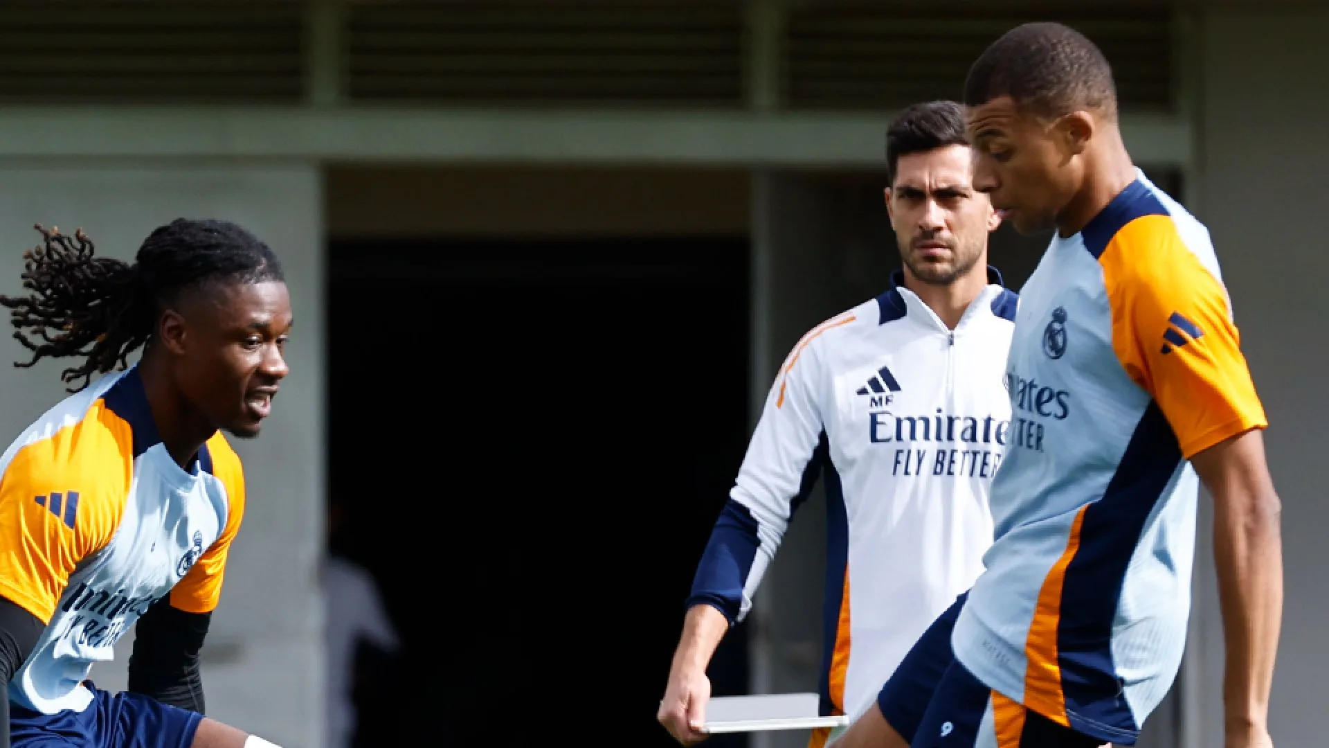 Jornal dá nova versão sobre caso Mbappé, acusado de estupro na Suécia; entenda