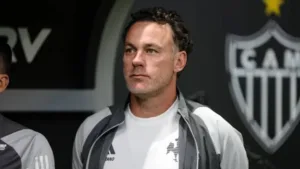 Milito manda recado antes de Atlético-MG x Vasco na Copa do Brasil