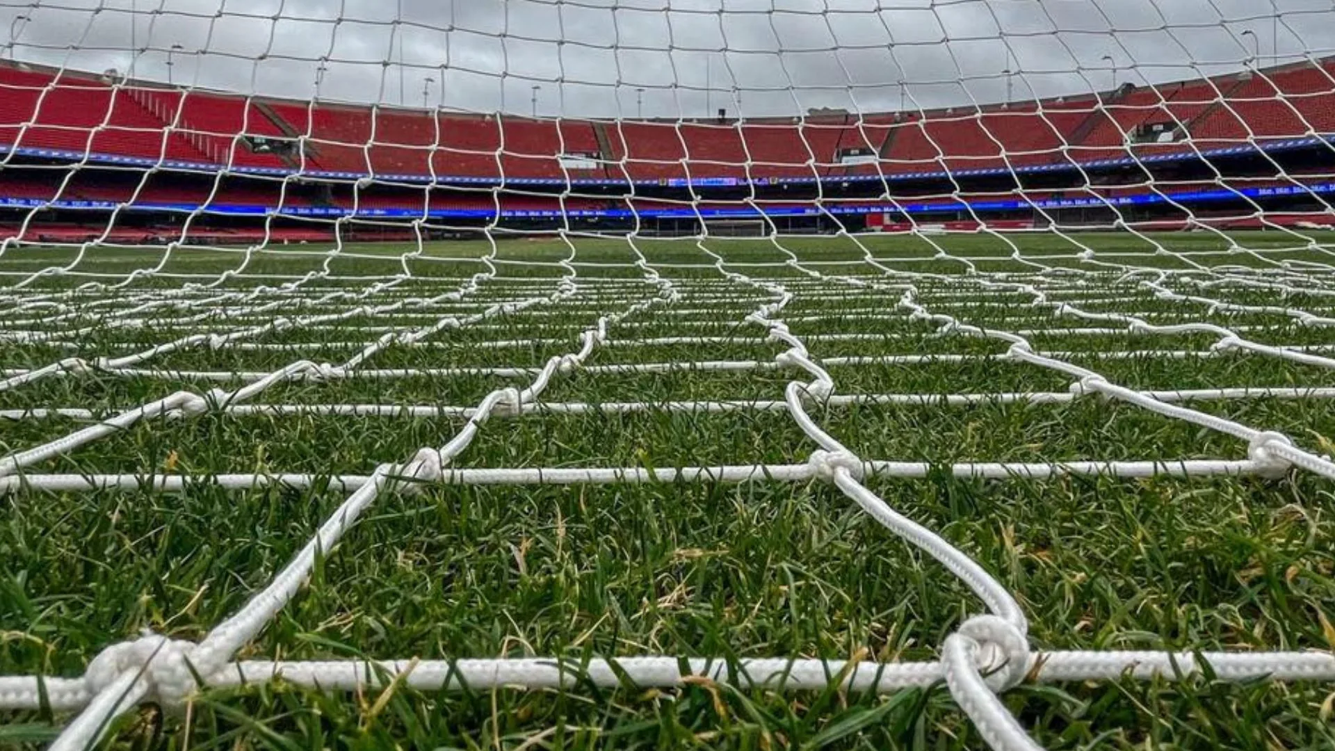 SPFC tem boa relação com empresa patrocinadora, mas adia renovação por nome do MorumBIS