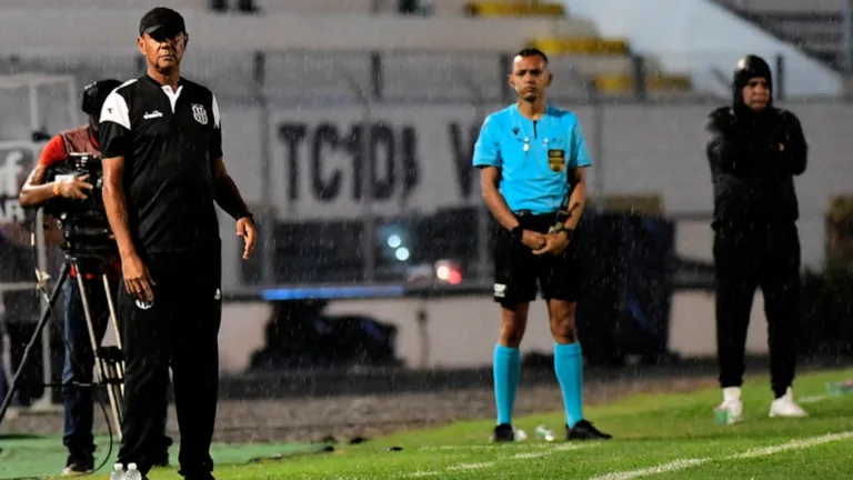 Brasileirão Série B: técnico interino fala em “matar o Paysandu” e banca permanência da Ponte Preta