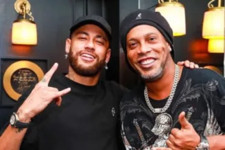 Neymar e Ronaldinho Gaúcho