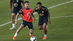 Coutinho acerta com o Santos até o final do ano e Neymar comemora