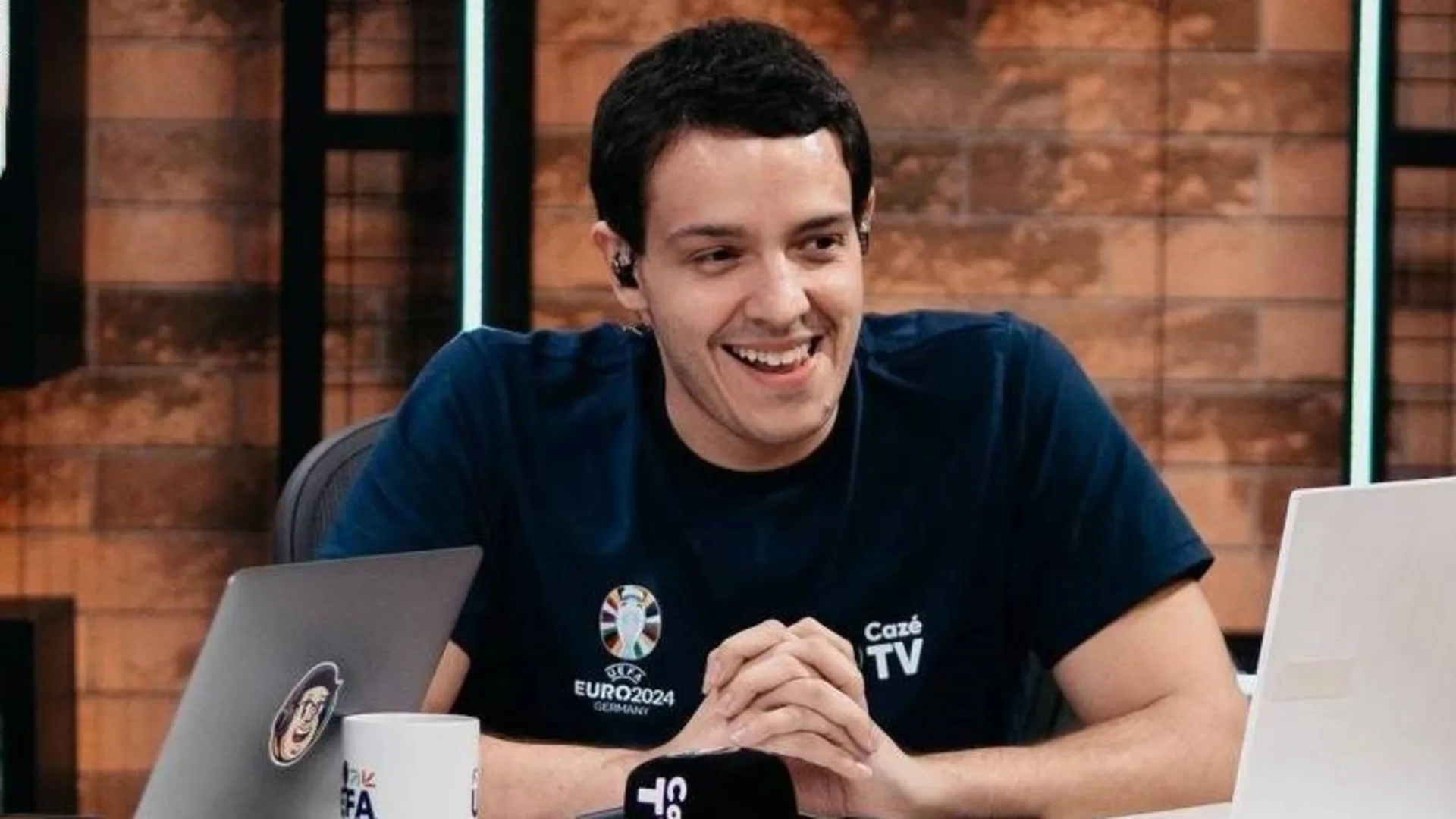 Rafael Oliveira cita os melhores comentaristas que são ex-jogadores