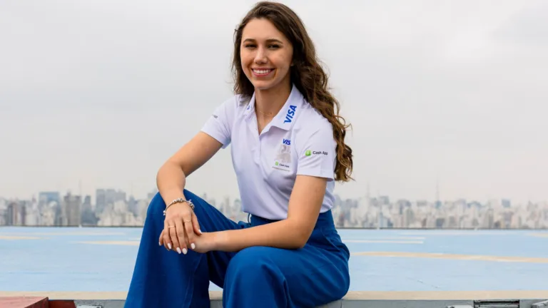 Rafaela Ferreira celebra chance na F1 Academy pela Red Bull: “sonho realizado”