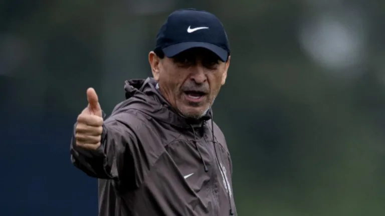 Ramón Díaz ganha aval da diretoria do Corinthians até Dérbi pelo Brasileirão