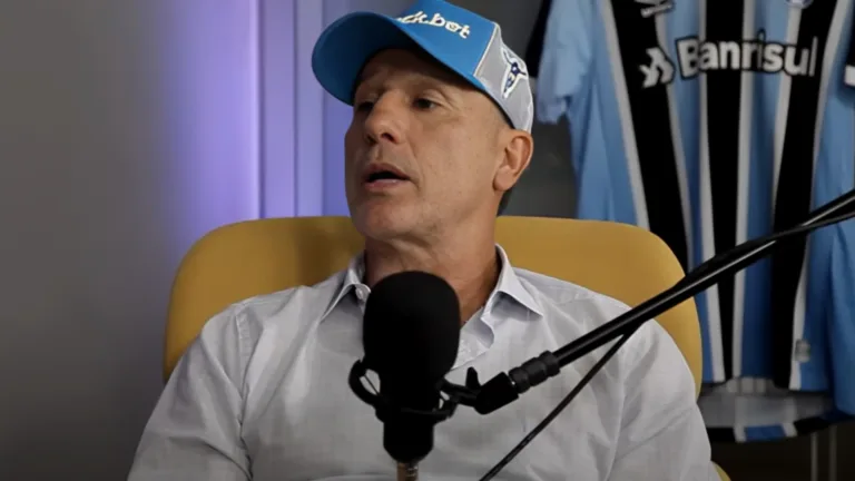 Renato Gaúcho, do Grêmio, indica time beneficiado pela arbitragem no Brasileirão