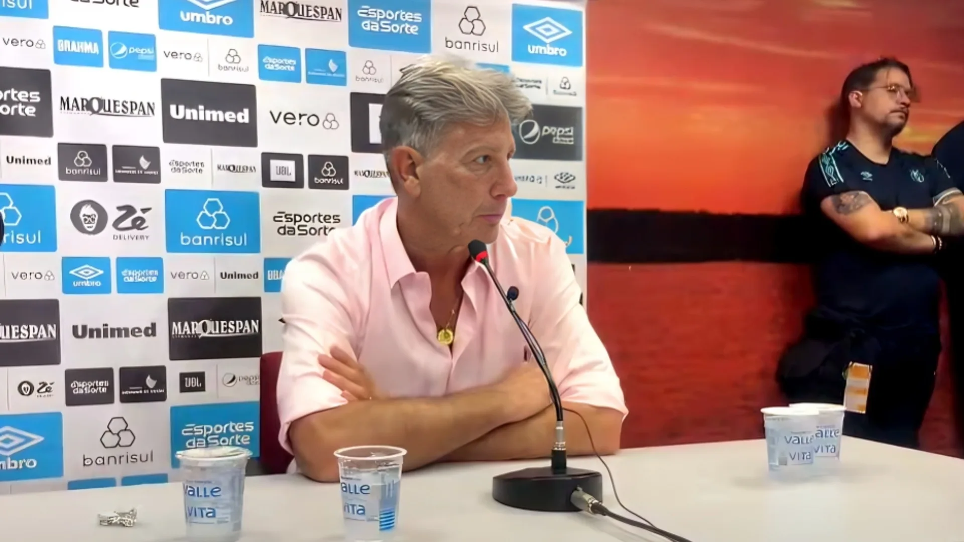 Torcedores do Grêmio detonam atitude de Renato Gaúcho após Gre-Nal 443: “Covarde”