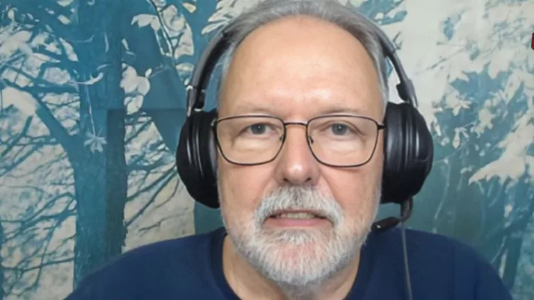 Renato Maurício Prado prevê meio-campo extraordinário e banca time mais forte do Brasil