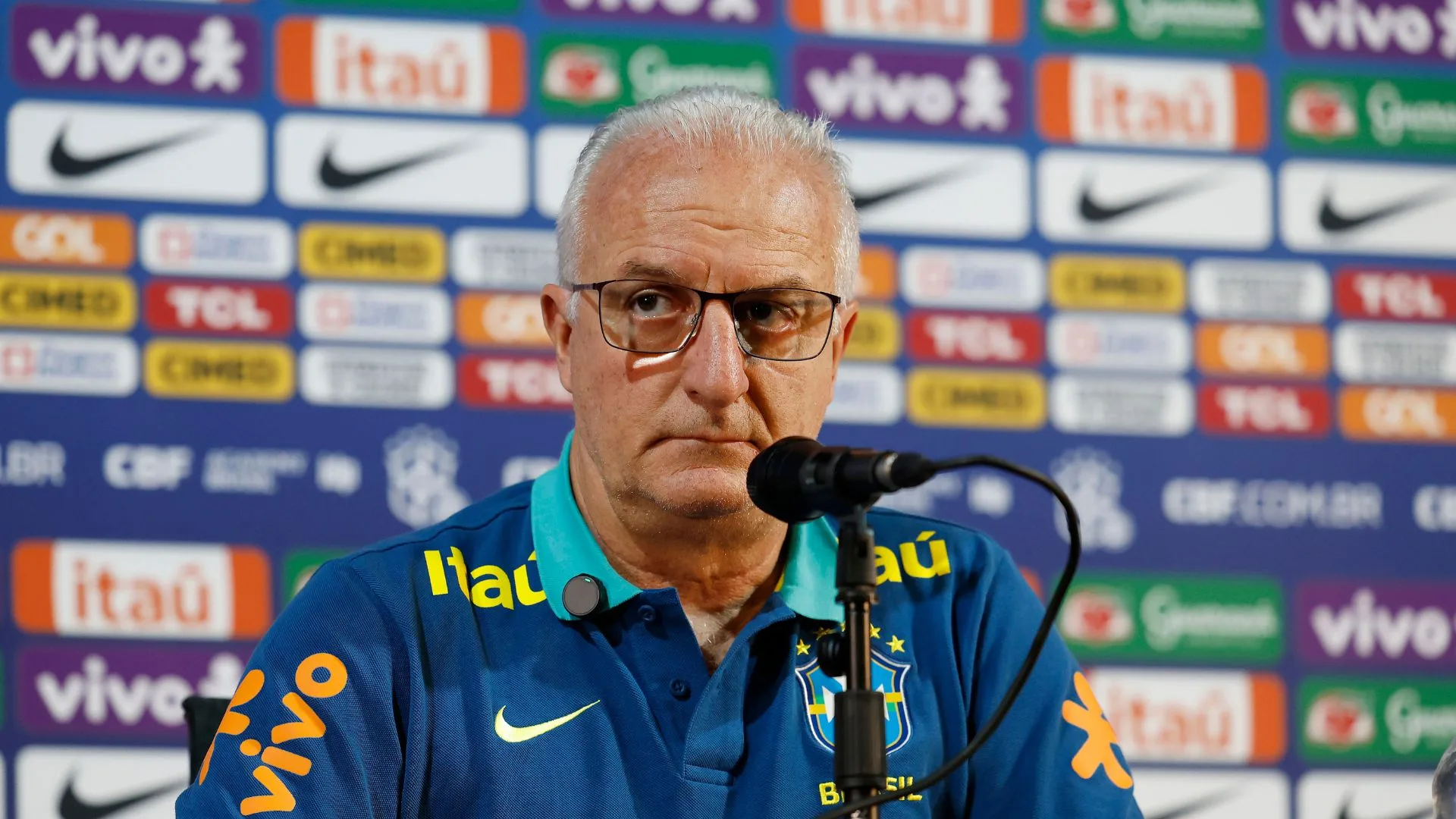 Renato Maurício Prado vê jogador “descartado” na seleção: “Má vontade”