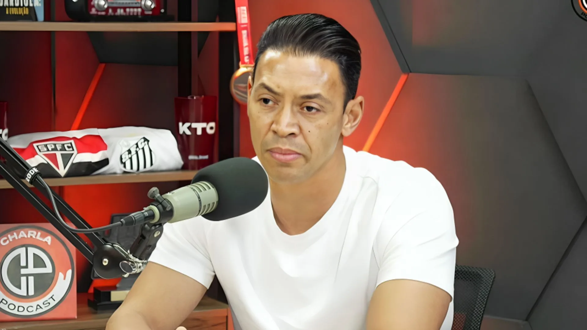 Ricardo Oliveira elege o camisa 9 ideal para seleção: “Deveria”