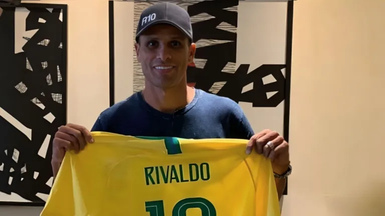 Rivaldo sinaliza “camisa 10” decisivo no Brasileirão: “Muita habilidade”