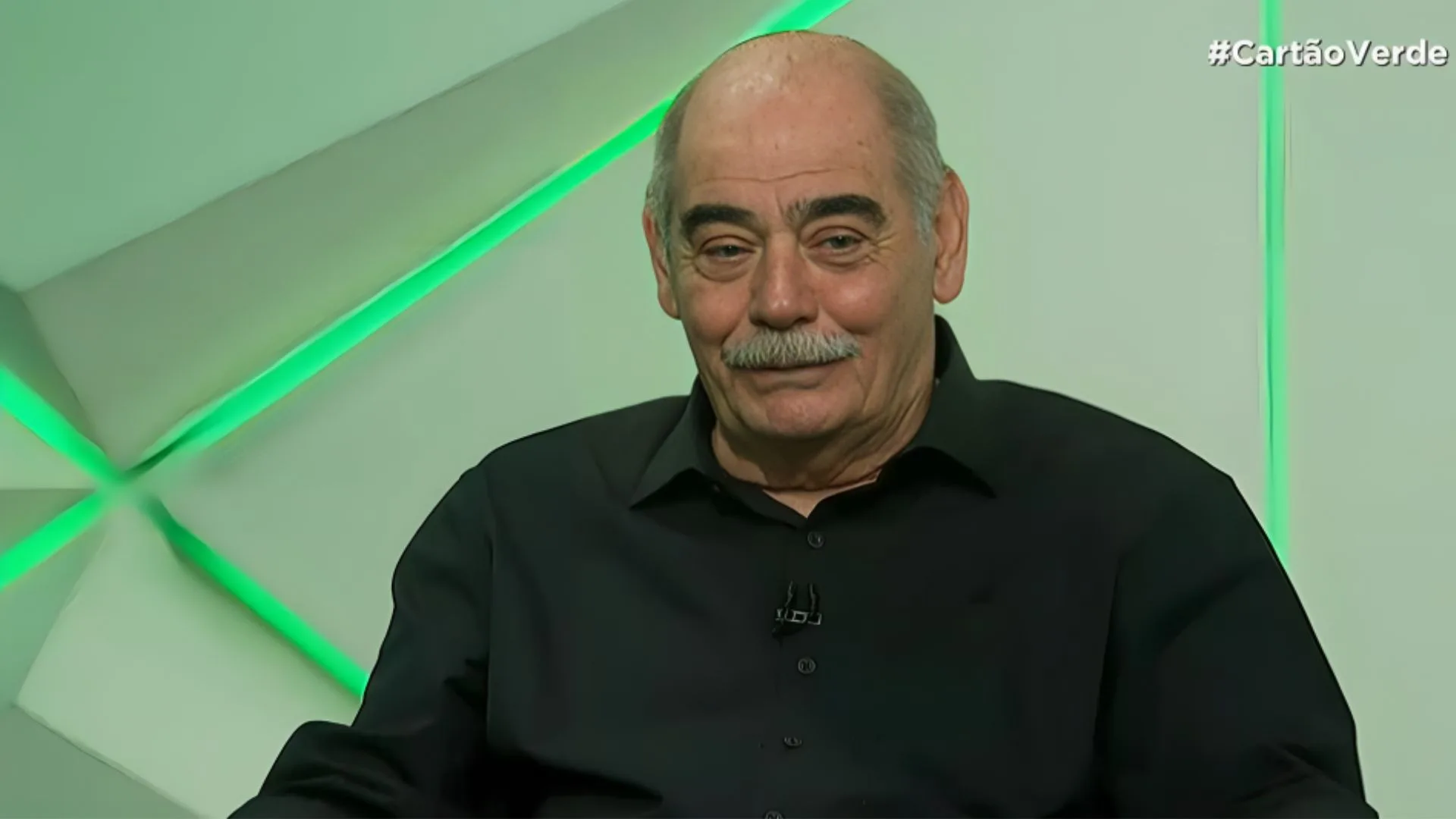 Rivellino aponta jogador que merecia espaço na seleção: “Meu Deus”