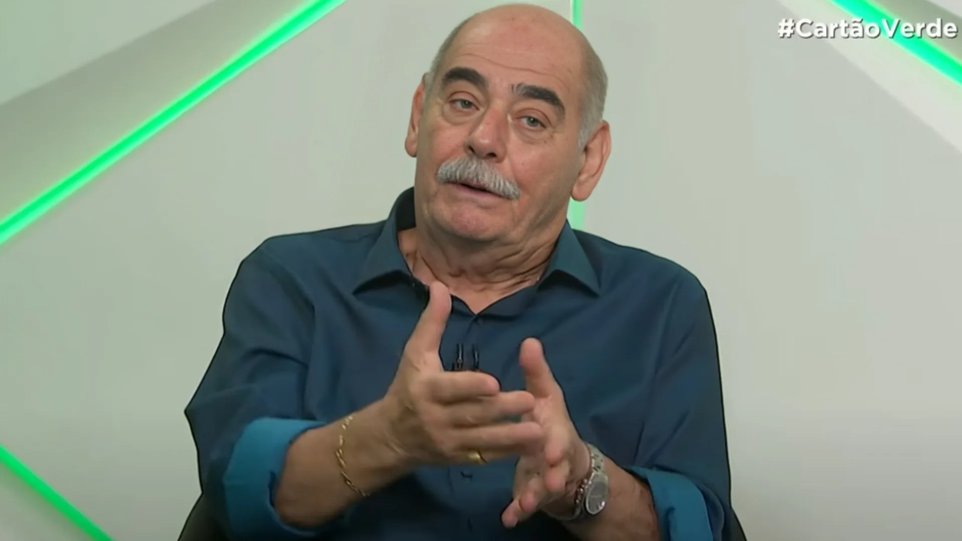 Rivellino prevê ‘problema’ e deixa aviso para Filipe Luís no Flamengo: “Imagina só”