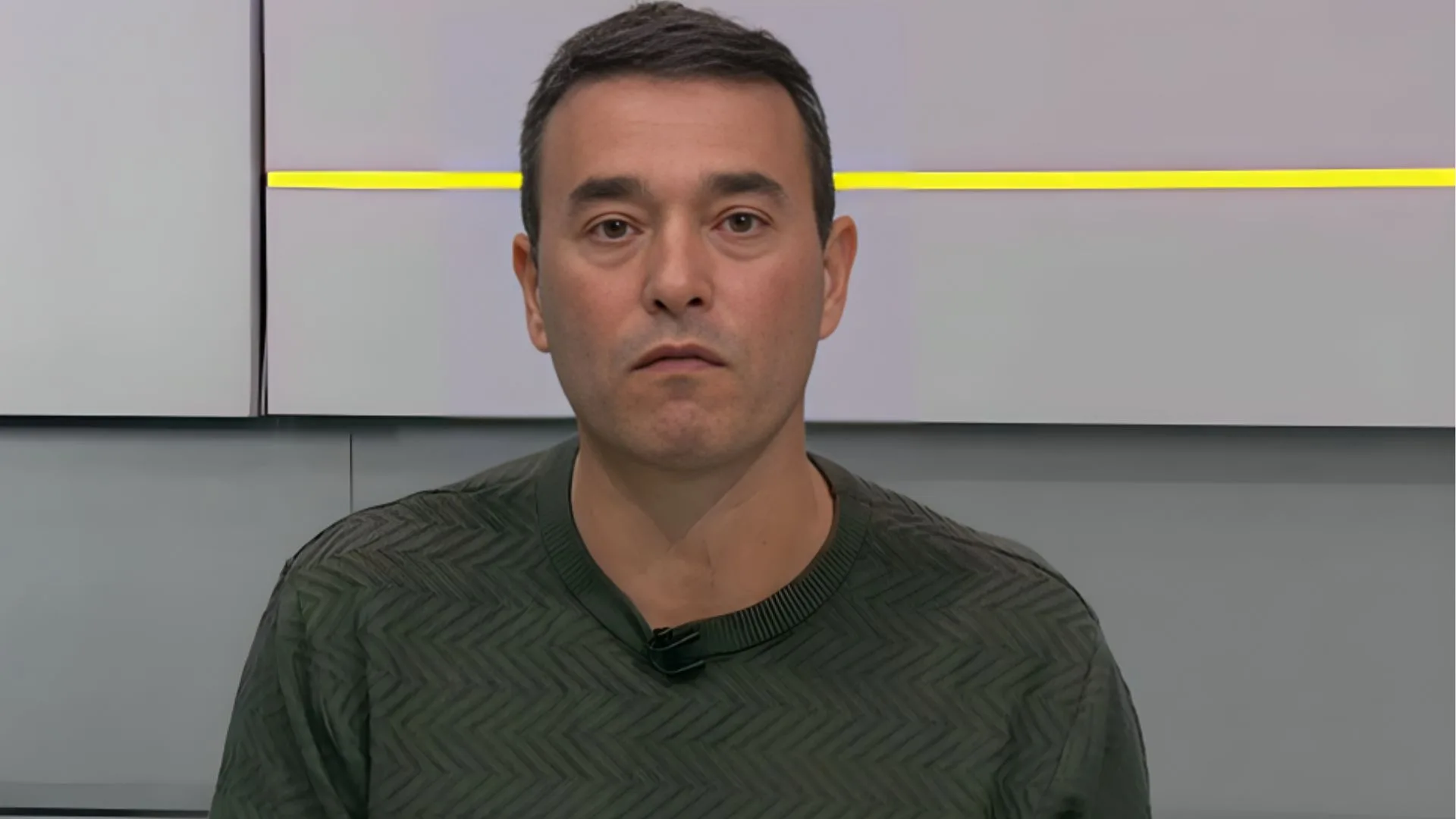 Rizek sobe o tom contra meia da seleção brasileira: “Um fiasco”