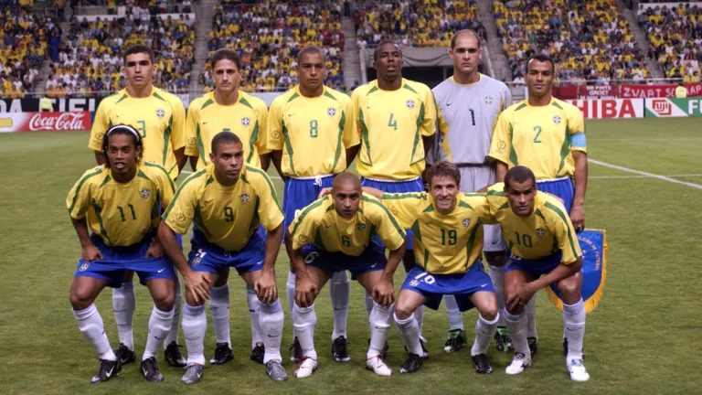 Roberto Carlos, ex-Real Madrid, crava melhor jogador da história