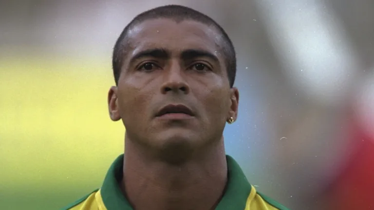 Romário diz que hoje não tem nenhum jogador no mundo com a categoria dele